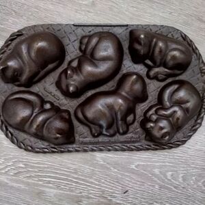 *Vintage John Wright Cats Napping Muffin Pan